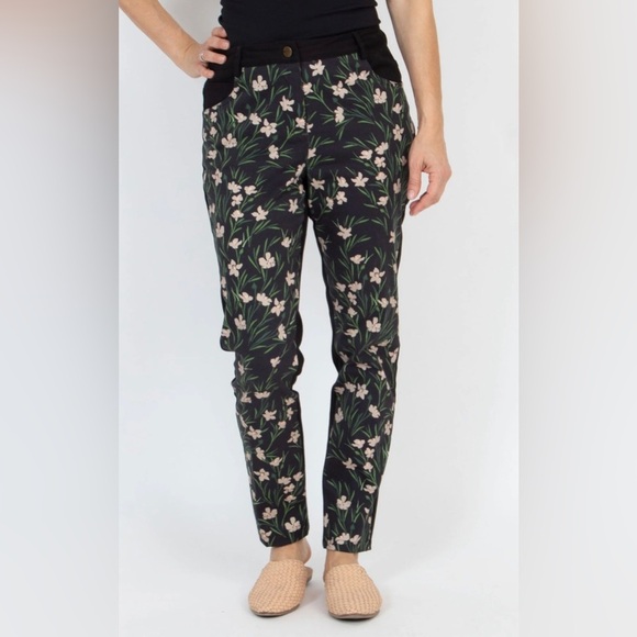 NWT Nicole Miller Artelier Floral Jeans - Picture 4 of 6